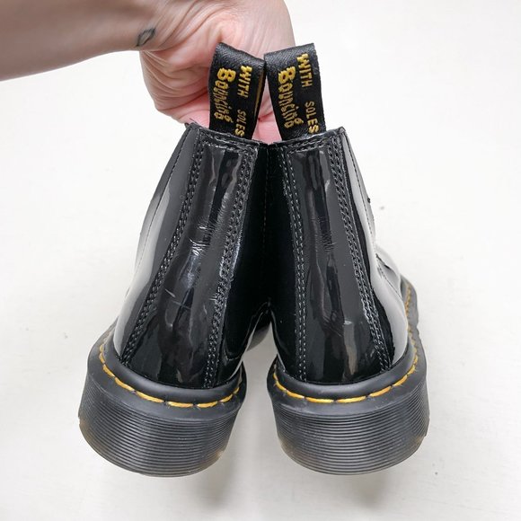 Dr. Martens Black Patent Leather Bianca Pointed Toe Chelsea Boot Women's Size 7 - Picture 6 of 12